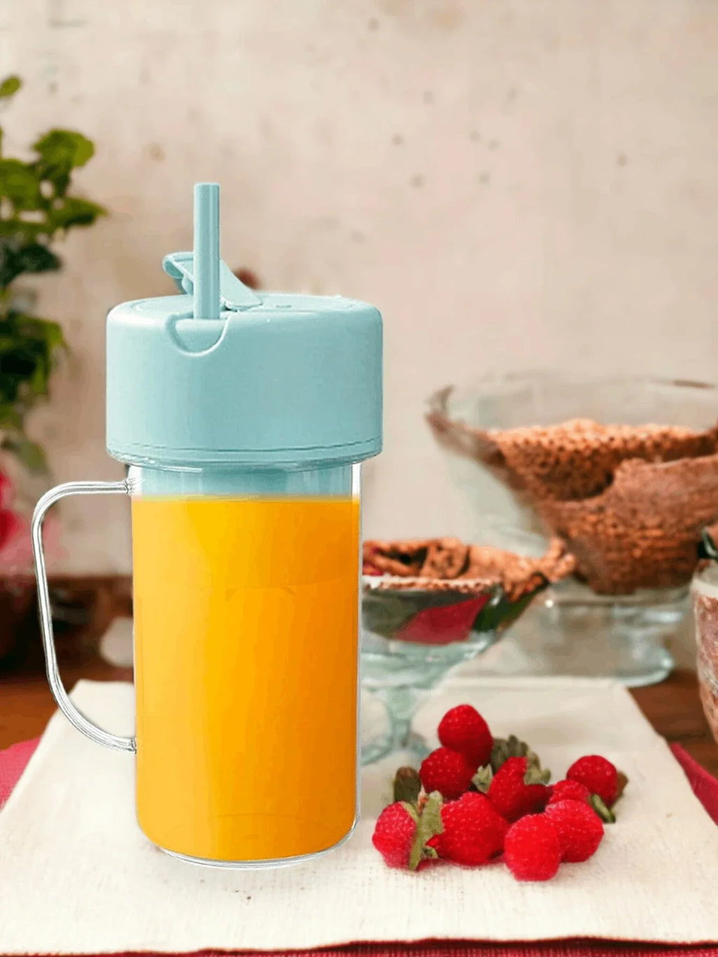 Batidora Portátil con Pajita – Smoothies y Batidos en Cualquier Lugar